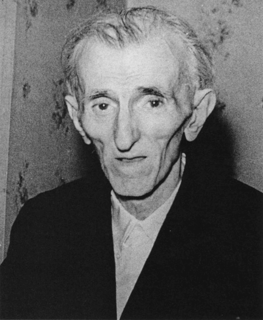 dernier portrait de nikola tesla vieux